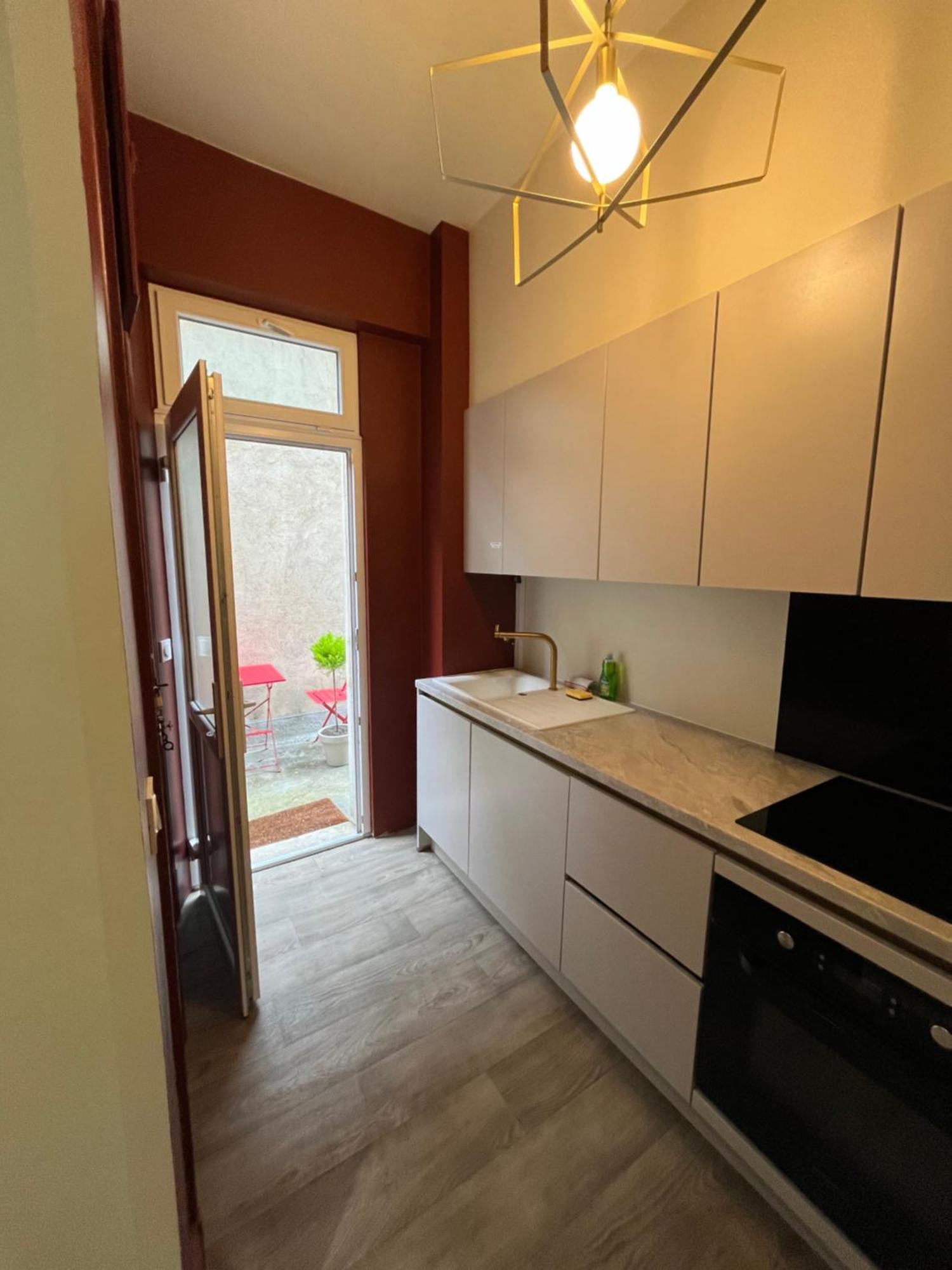 Appartement Ca Se Passe Ici à Dijon Extérieur photo