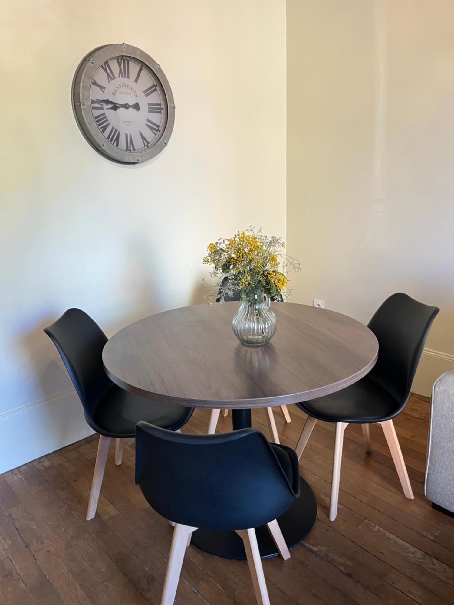 Appartement Ca Se Passe Ici à Dijon Extérieur photo