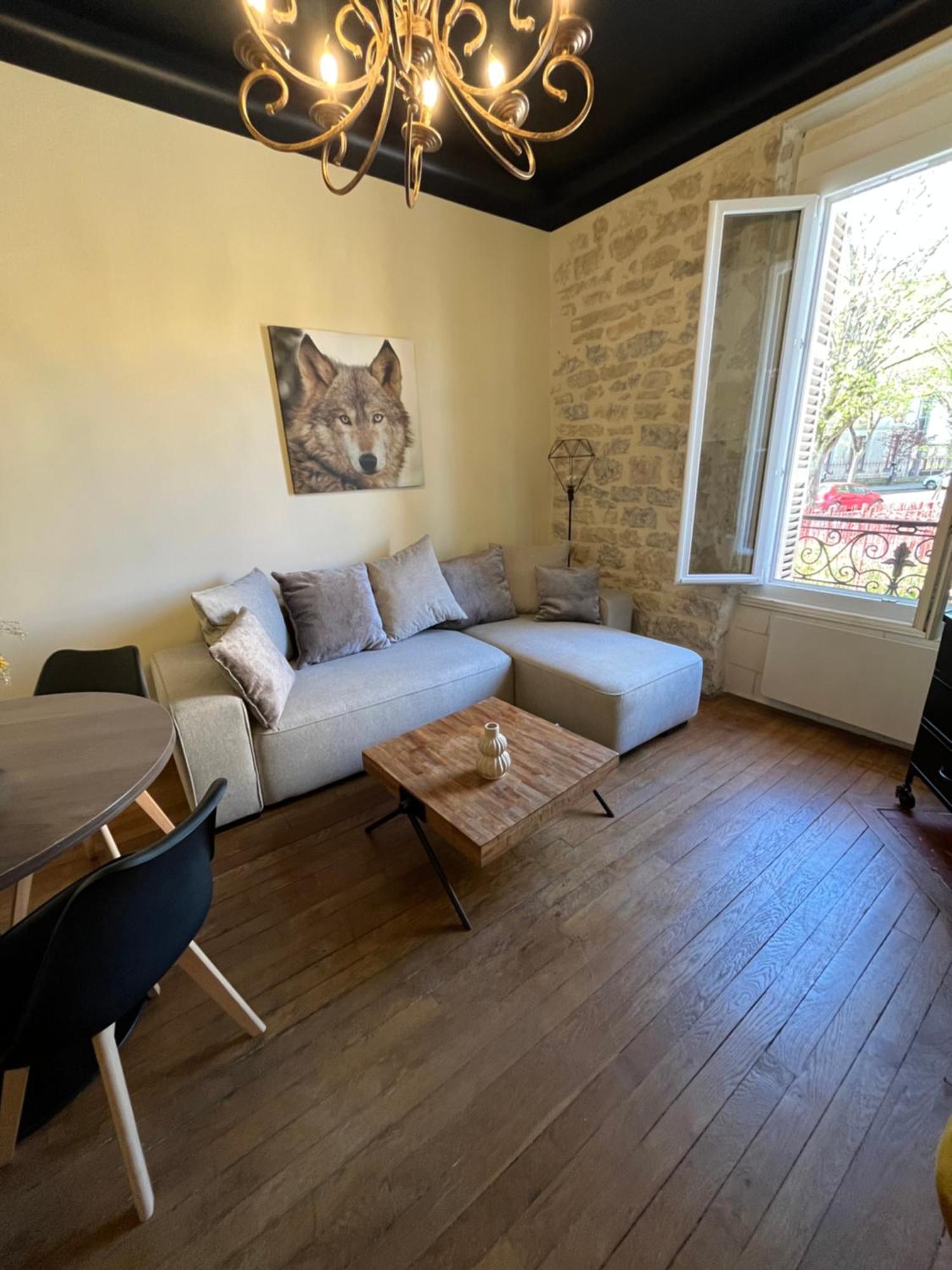 Appartement Ca Se Passe Ici à Dijon Extérieur photo
